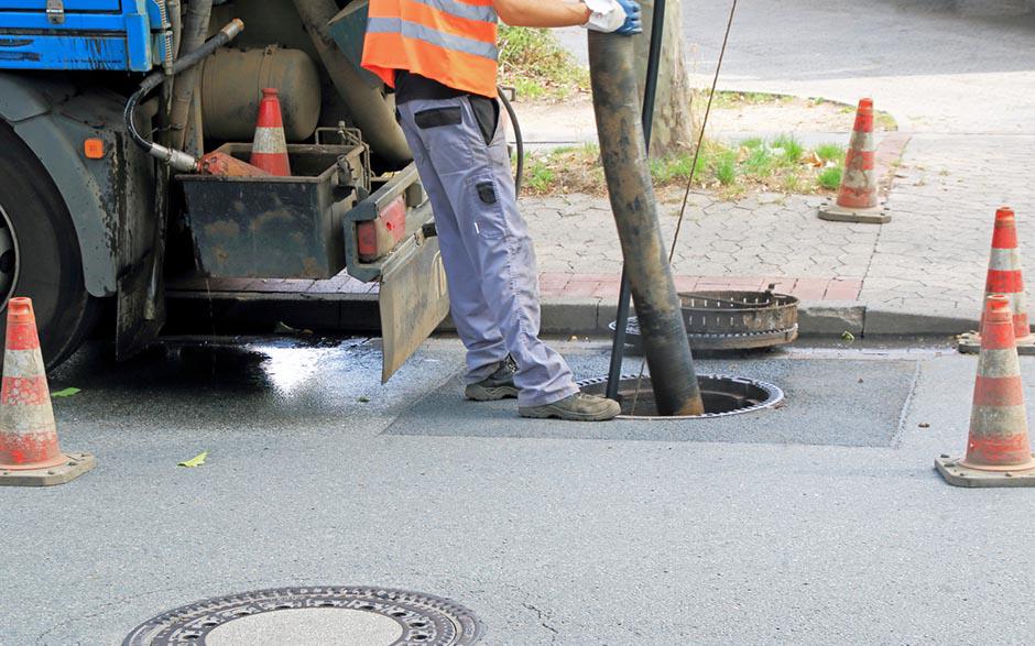 déboucher un egout Évry