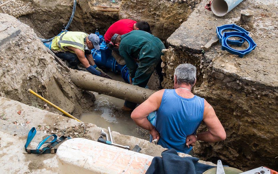 déboucher une canalisation wc Limay
