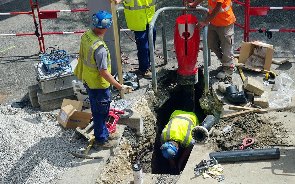 tarif plombier débouchage canalisation Ris-Orangis