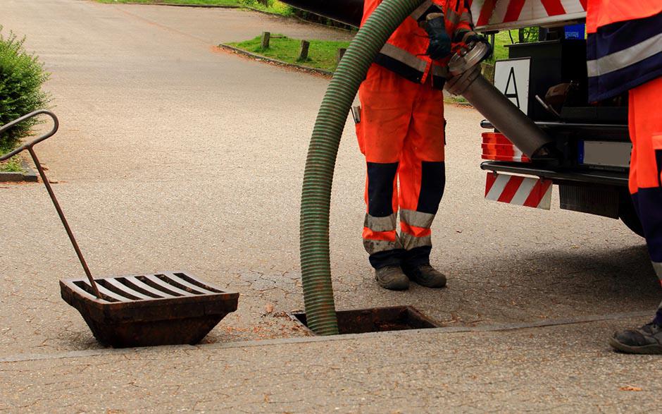 tarif plombier débouchage canalisation Achères